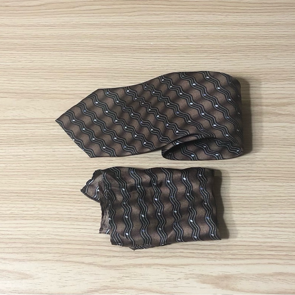 Georgio Cosani Silk Neck Tie One Size.